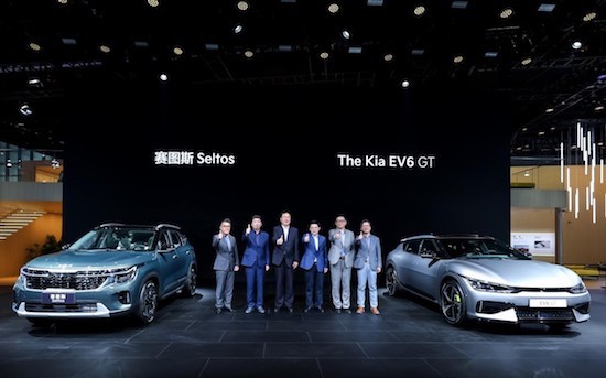 The brand-new SUV Satus is listed at the Shanghai Auto Show, and Kia's global model lineup is added _fororder_image001
