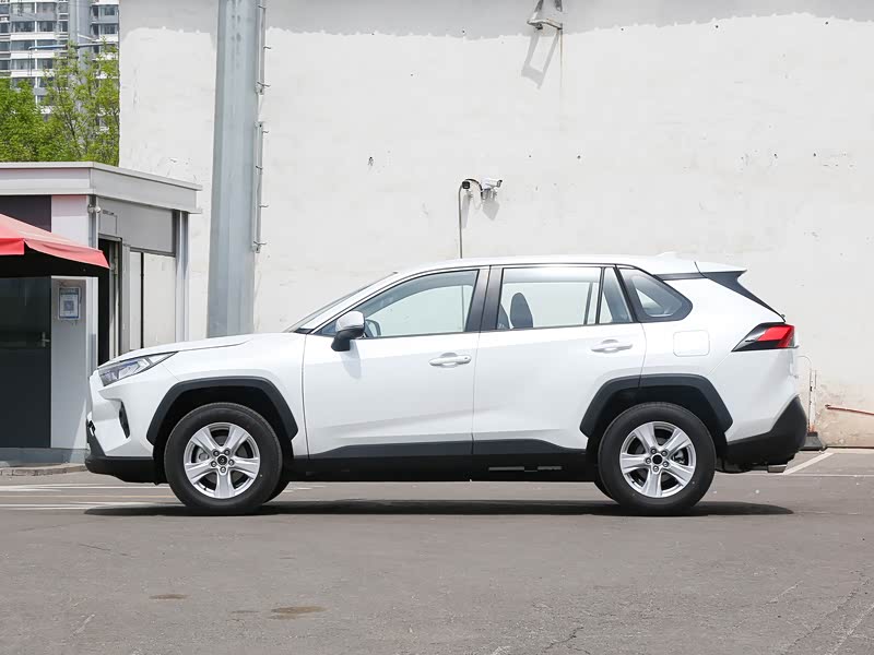 天津RAV4荣放降价来袭！优惠4.1万，错过就没有